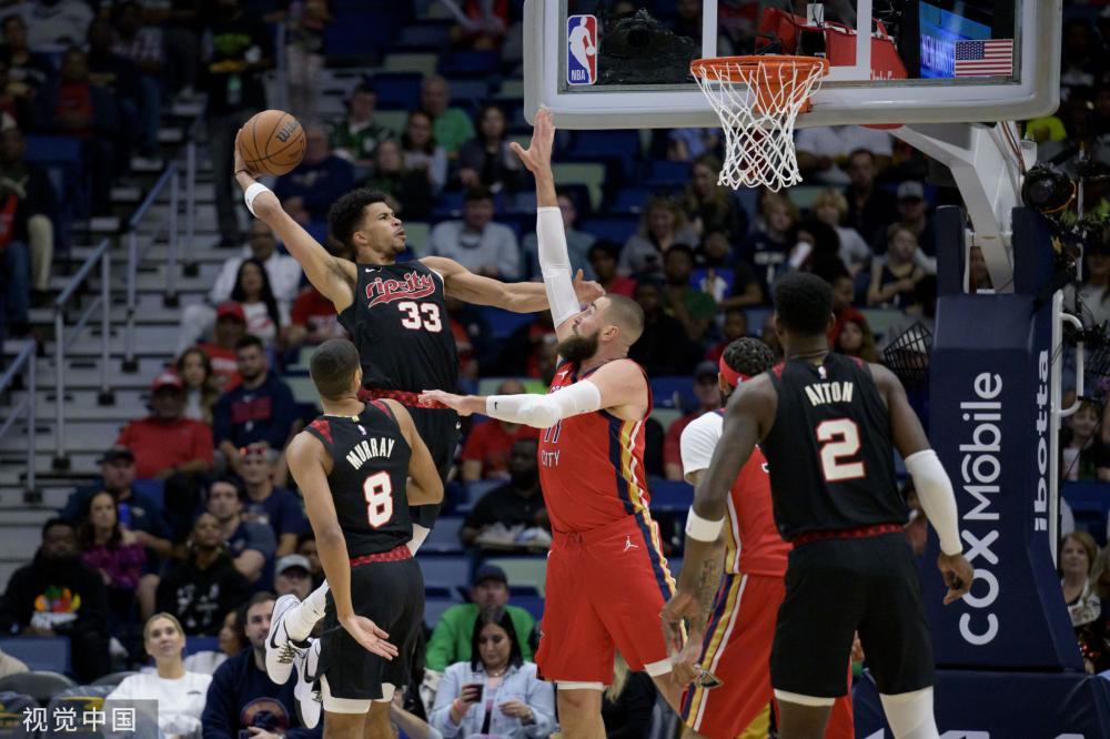 首以盼自己 首以盼自己