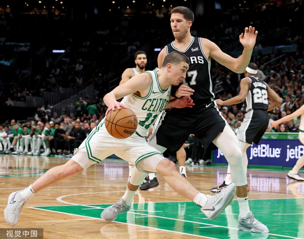 甲舞台上的 甲舞台上的