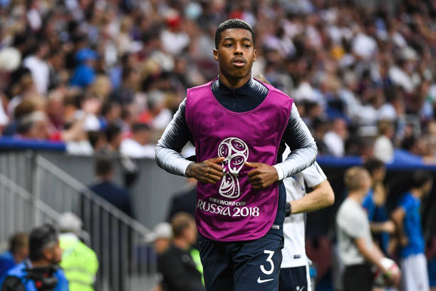 挺身而出 挺身而出