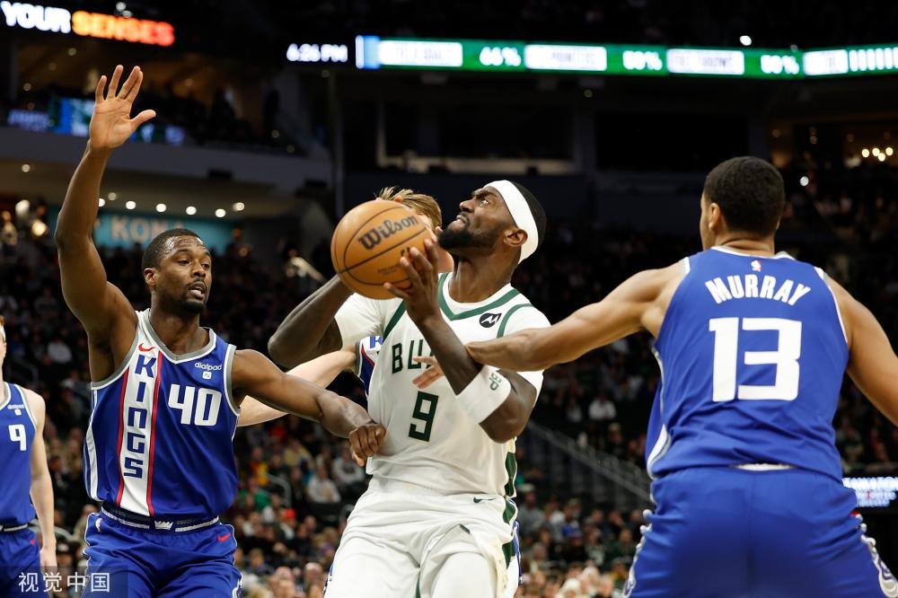 而在这场比 而在这场比